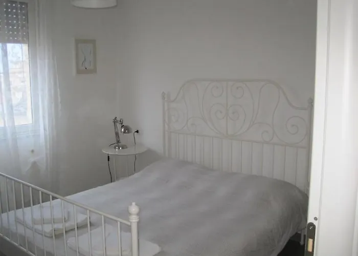 拉特拉萨酒店 住宿加早餐酒店 阿尔盖罗